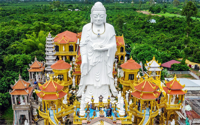 Chùa Phước Thành - Ngôi chùa cổ kính và hoành tráng tại An Giang