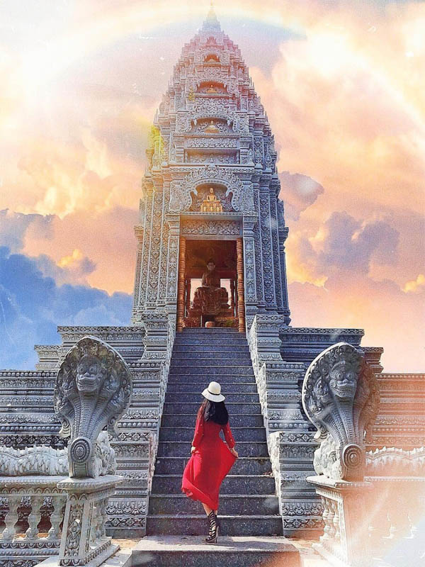 Chùa Wat Pătum Wôngsa Som Rông