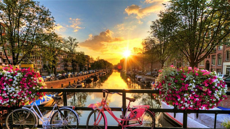 Chuẩn bị đầy đủ các loại giấy tờ khi làm visa