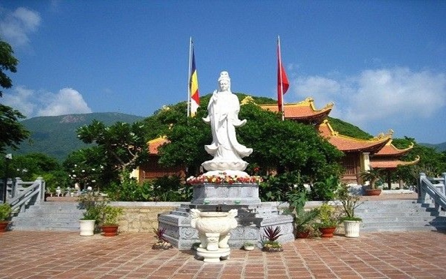Top 5 địa điểm tâm linh nổi tiếng trong tour du lịch Côn Đảo