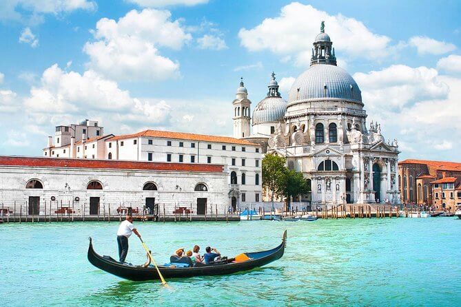 Du lịch Ý ghé thăm Venice