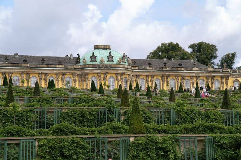 Du lịch Đức ghé thăm cung điện Sanssouci