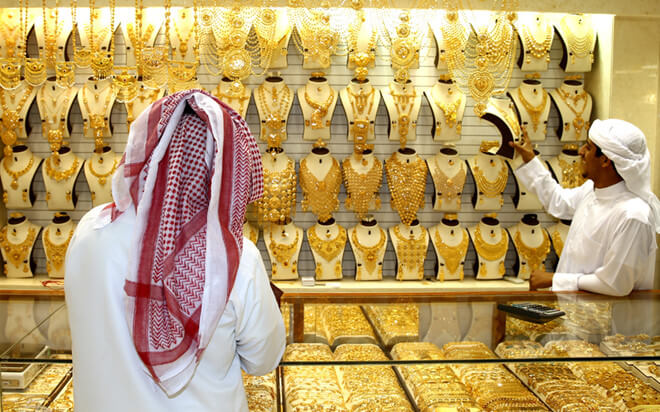 Khách du lịch Dubai có thể mặc cả khi mua vàng