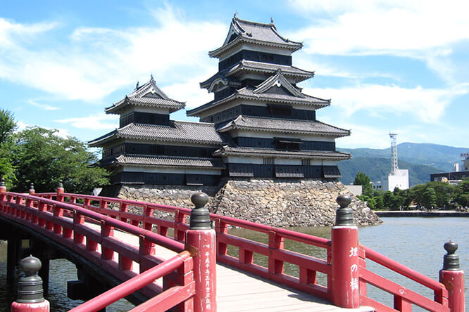 Du lịch Nhật Bản tham quan lâu đài Matsumoto