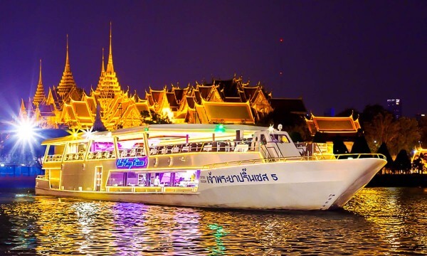 Nếu có dịp du lịch Thái Lan đừng quên đi du thuyền sông Chao Phraya nhé!