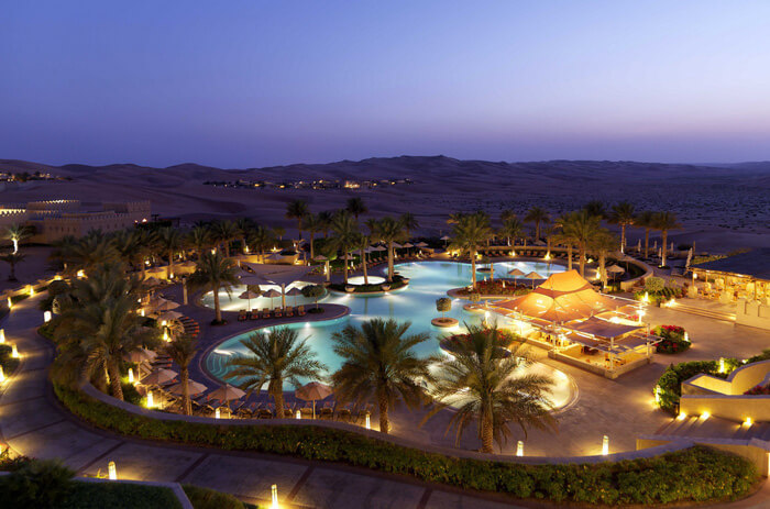 Qasr Al Sarab đã trở thành một trong những khu resort tiếng tăm và nhất định phải đến nếu bạn du lịch Dubai