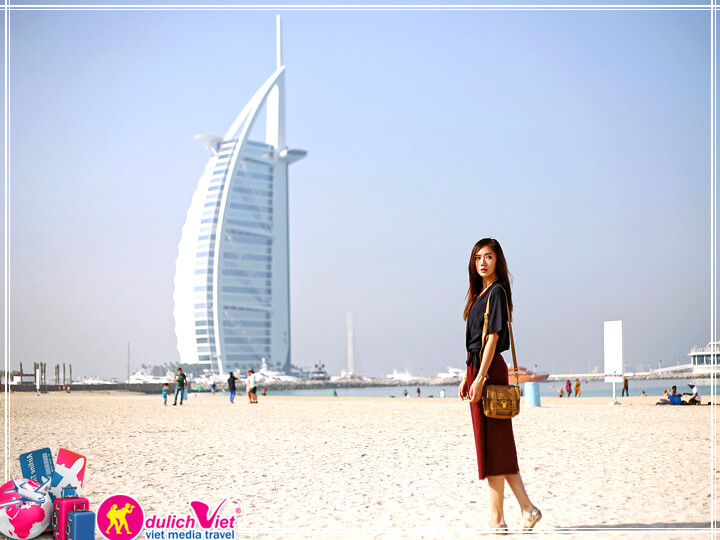 Khi du lịch Dubai vào mùa hè, vấn đề trang phục được phụ nữ địa phương quan tâm