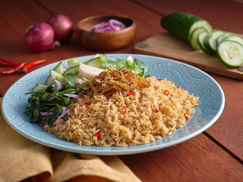 Chuyến du lịch Indonesia sẽ thật tuyệt vời nếu bạn được nếm qua món Nasi goreng