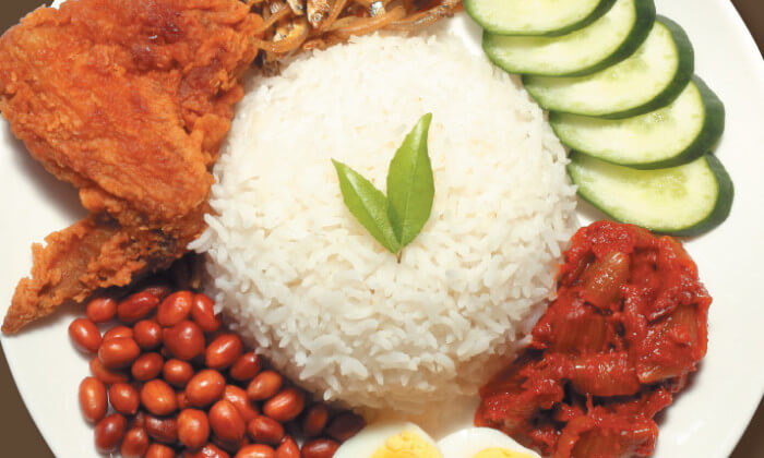 Du lịch Malaysia thưởng thức món cơm cà ri Nasi Kandar