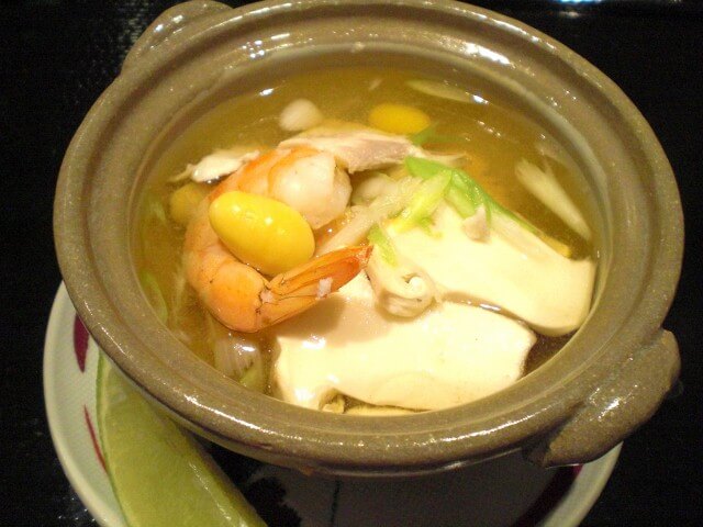Matsutake dobin mushi món ăn được khách du lịch Nhật Bản ưa chuộng