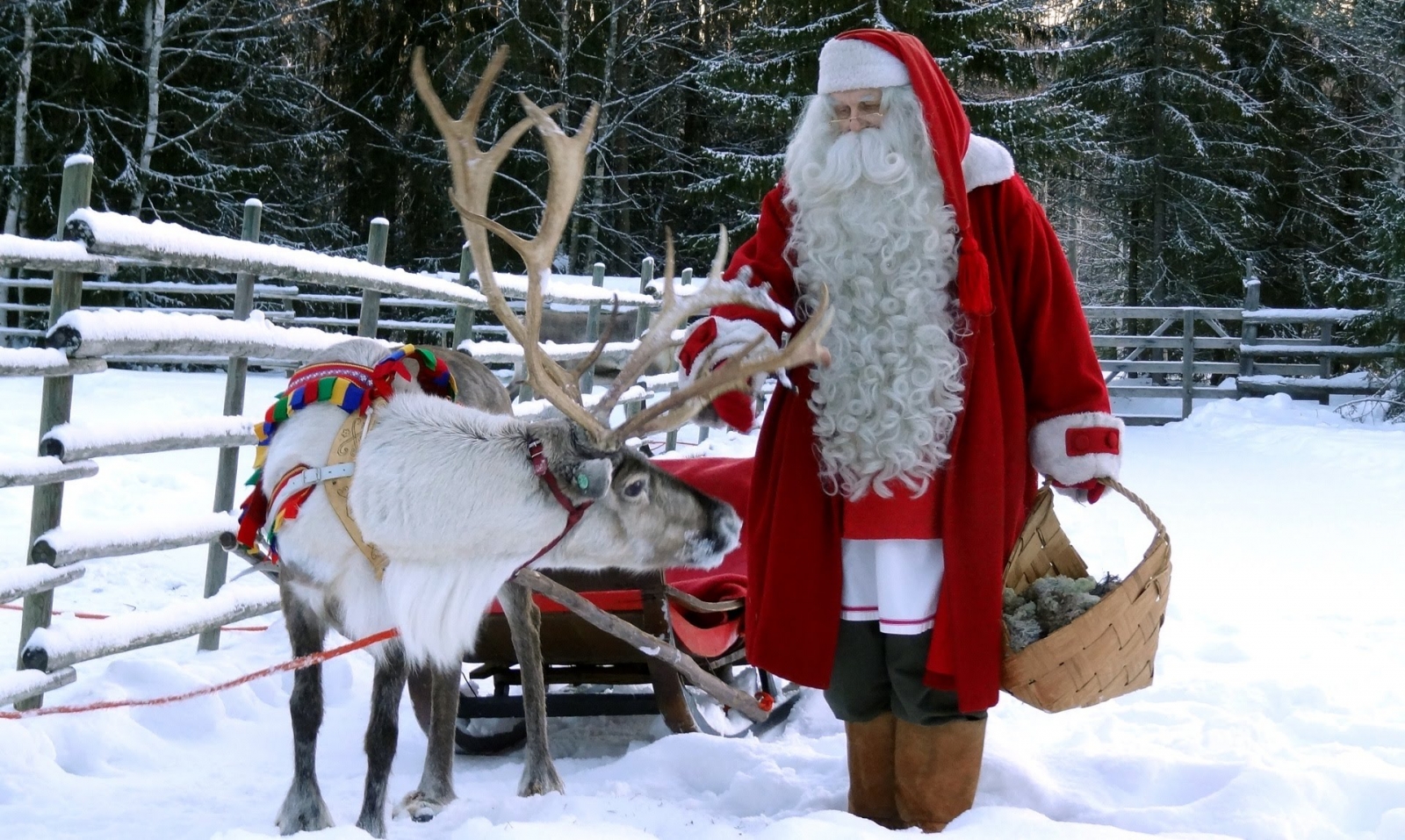 Du lịch Phần Lan tham quan Lapland