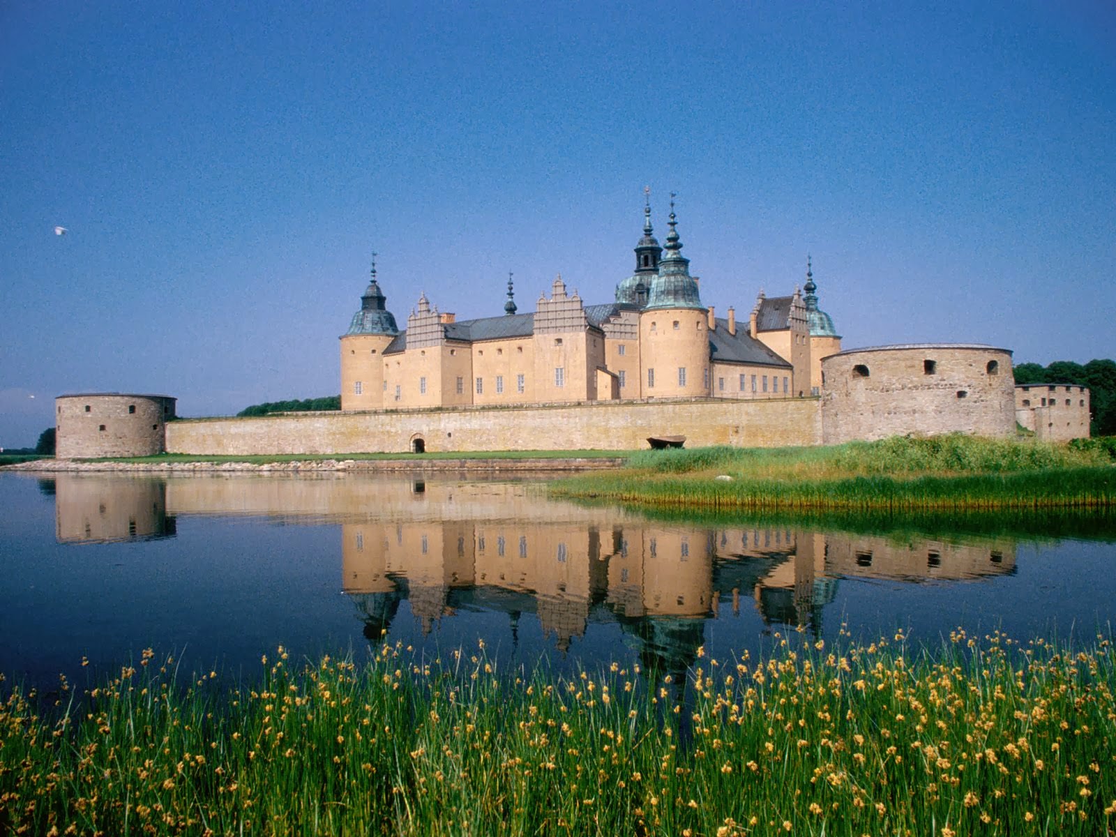 Tour du lịch Thụy Điển tham quan lâu đài Kalmar
