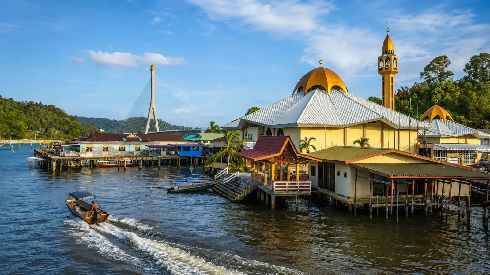 Khu làng nổi Kampong Ayer trên sông Brunei tại Bandar Seri Begawan