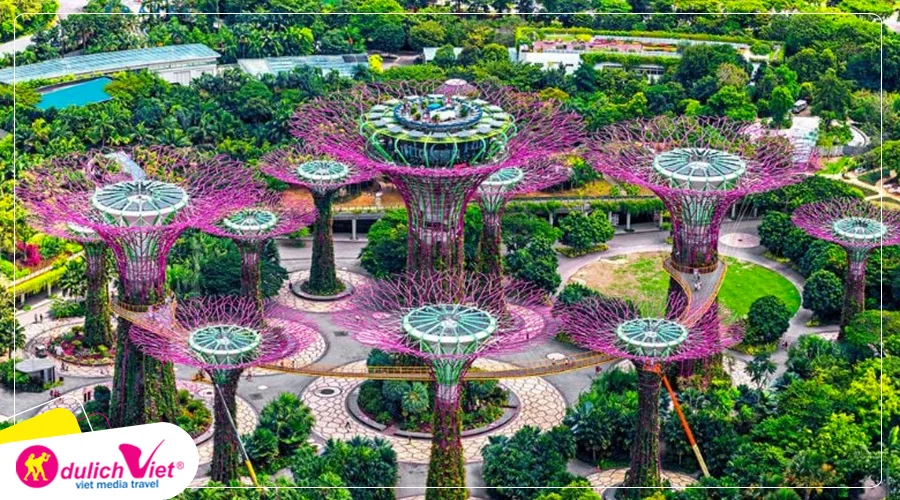  Gardens By The Bay