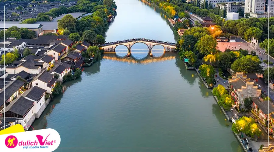 TOUR TRUNG QUỐC MÙA ĐÔNG 5N4Đ | THƯỢNG HẢI - FREEDAY - Ô TRẤN - HÀNG CHÂU (Shopping)