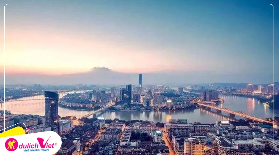 TOUR TRUNG QUỐC MÙA THU 6N5Đ | TRƯƠNG GIA GIỚI - PHƯỢNG HOÀNG CỔ TRẤN - MIÊU TRẠI MẶC NHUNG - RỪNG QUỐC GIA TRƯƠNG GIA GIỚI