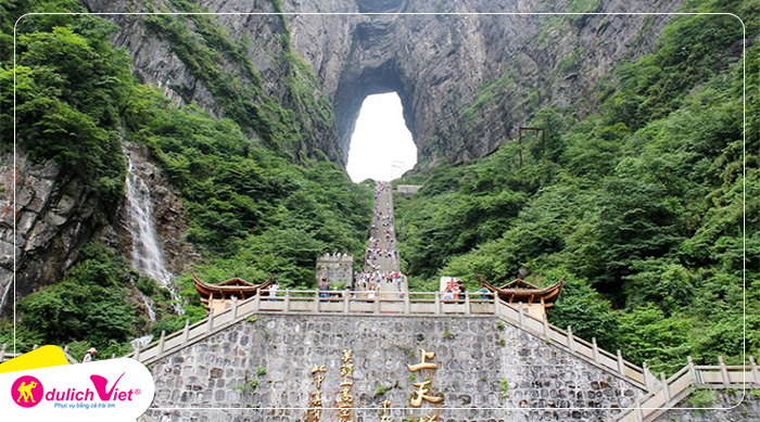 Du lịch Trung Quốc Lễ 2/9 - Trương Gia Giới - Miêu Trại - Phượng Hoàng Cổ Trấn - Thiên Môn Sơn - Hồ Bảo Phong 6N5Đ từ Hà Nội 2024