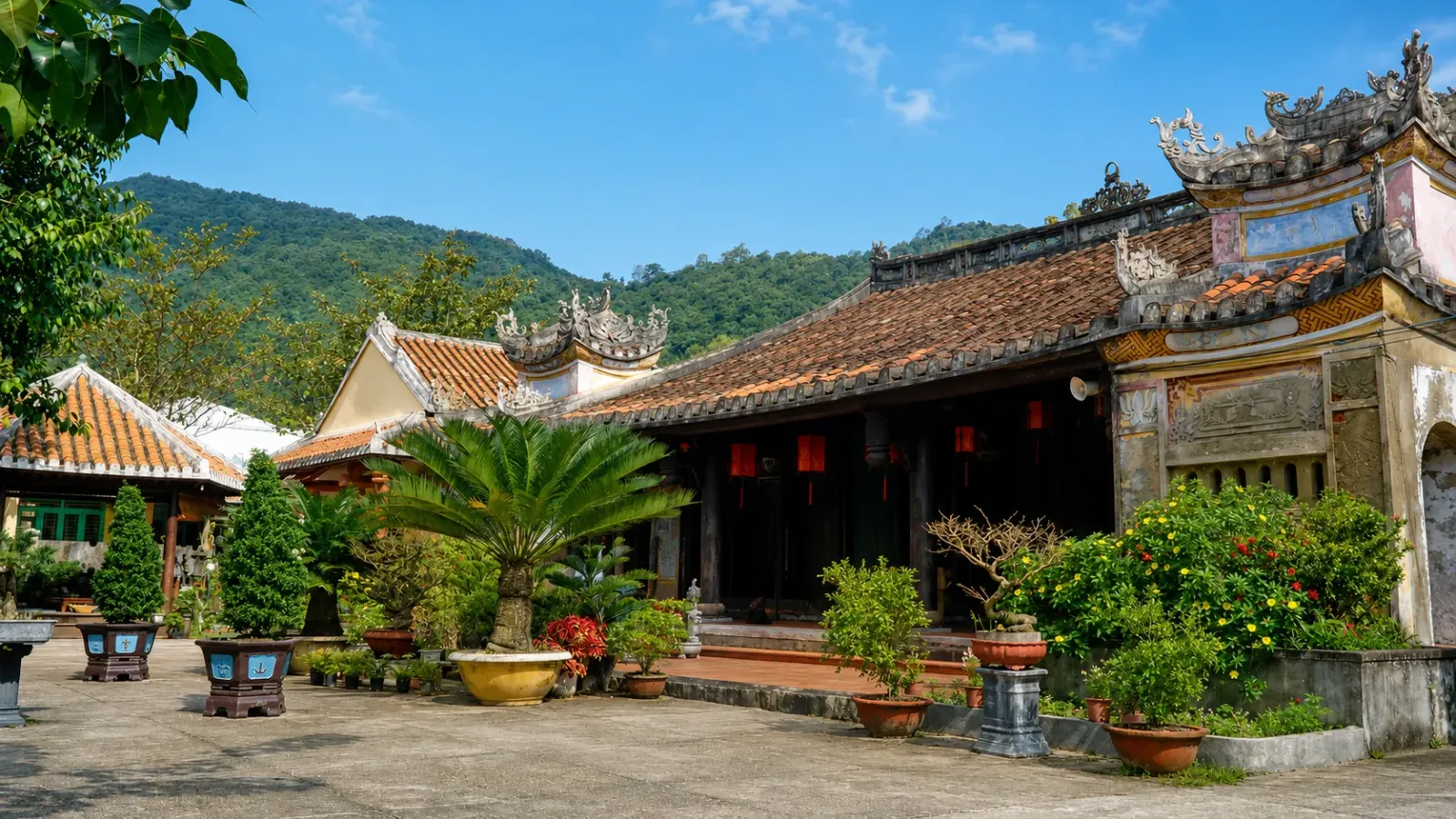 Chùa Hải Tạng là một trong những di tích tôn giáo - tín ngưỡng lâu đời trên Cù Lao Chàm
