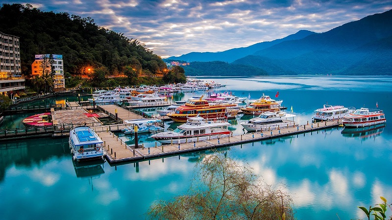 Du lịch Đài Loan mùa hoa Anh Đào: Ngắm nhìn vẻ đẹp của Hồ Nhật Nguyệt