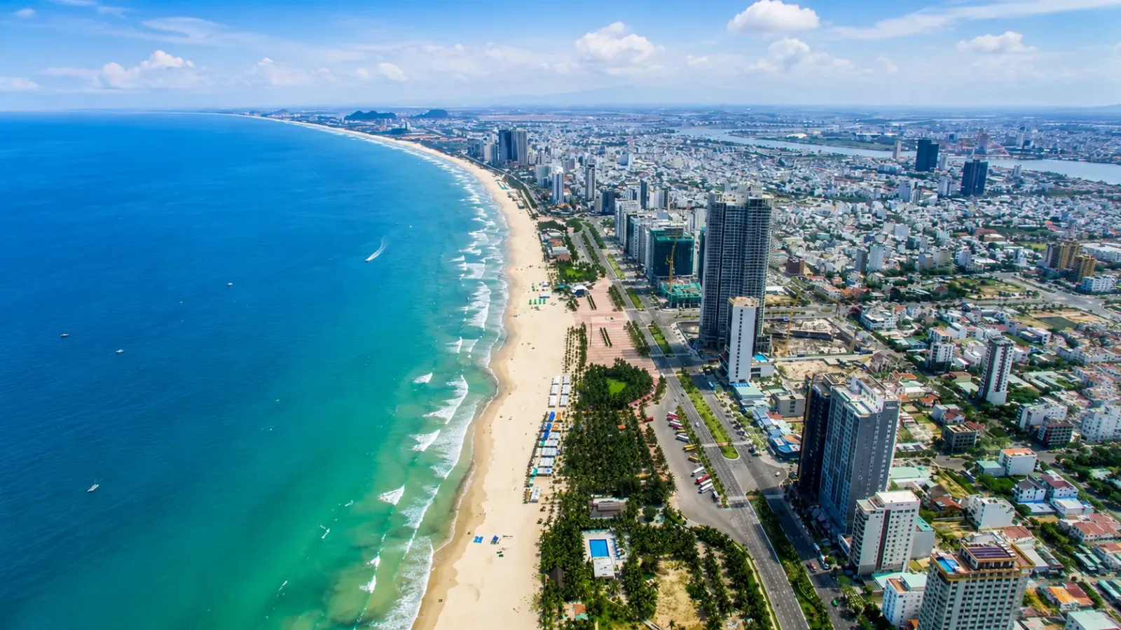 Bãi biển Mỹ Khê tại Đà Nẵng