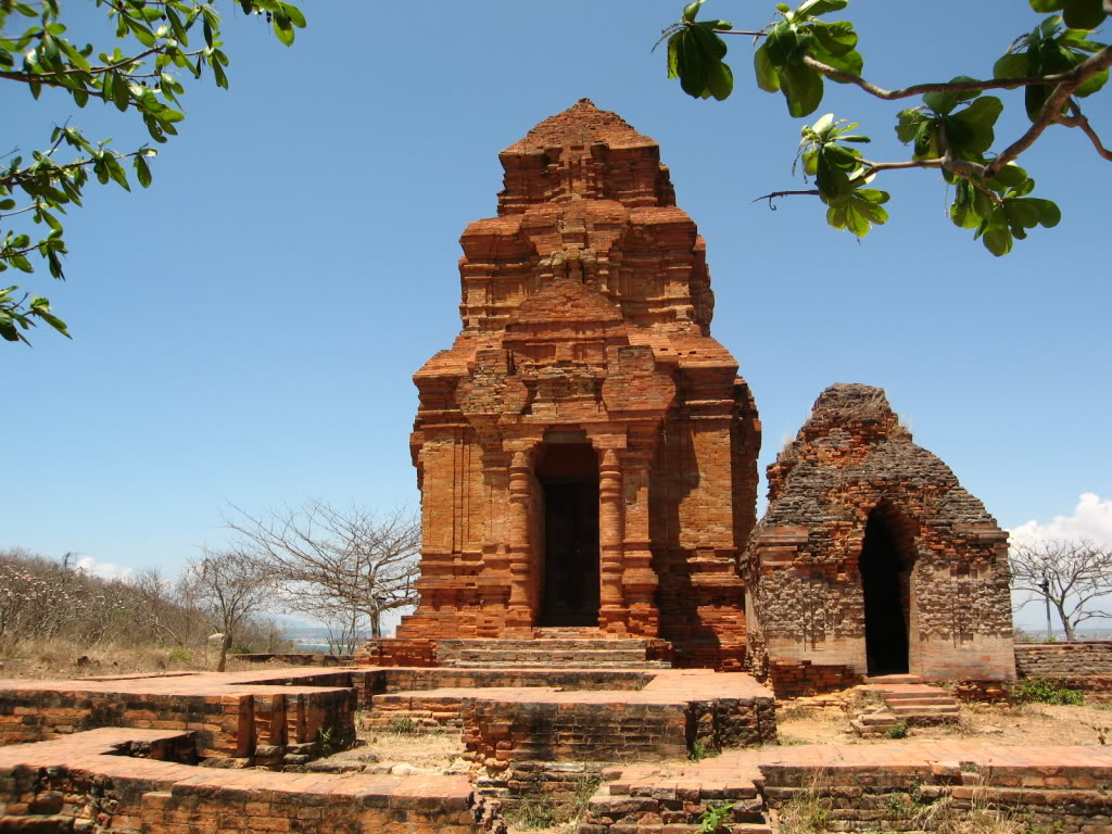 Du lich Phan Thiết - Tháp Chàm Poshanư