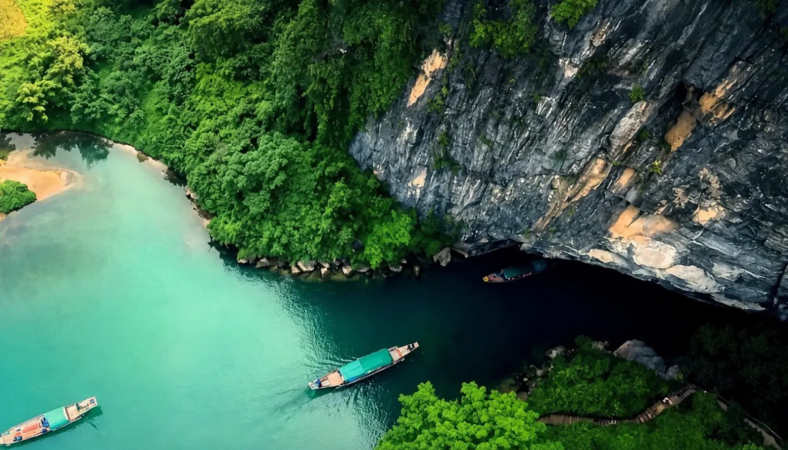 dong-phong-nha-ke-bang