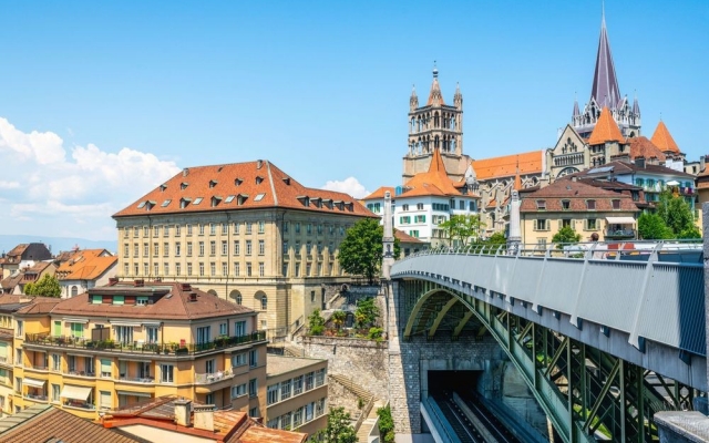 Đắm chìm trong vẻ đẹp quyến rũ của thành phố Lausanne khi du lịch Thuỵ Sĩ