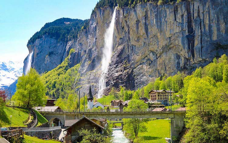 Thung lũng Lauterbrunnen Thụy Sĩ