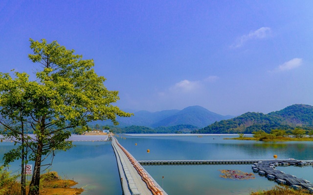 Kinh nghiệm khám phá hồ Hàm Thuận - địa điểm du lịch Bình Thuận cực hot