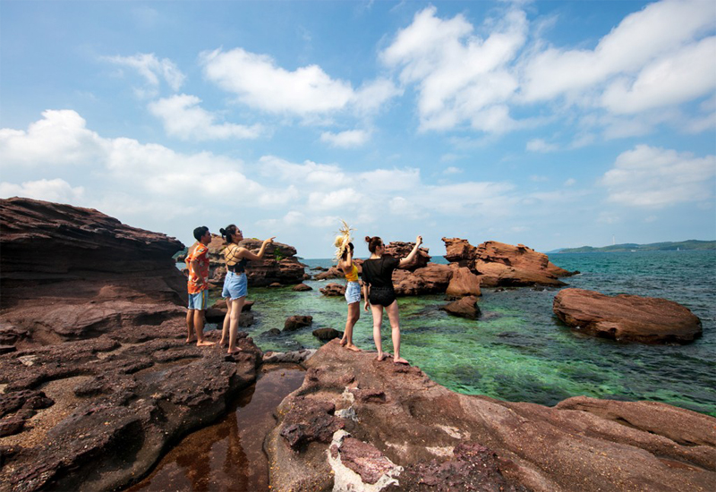 Du lịch nghỉ dưỡng: 8 điểm đến không thể bỏ qua khi đi du lịch mùa thu Phú Quốc Hon-thom-o-phu-quoc
