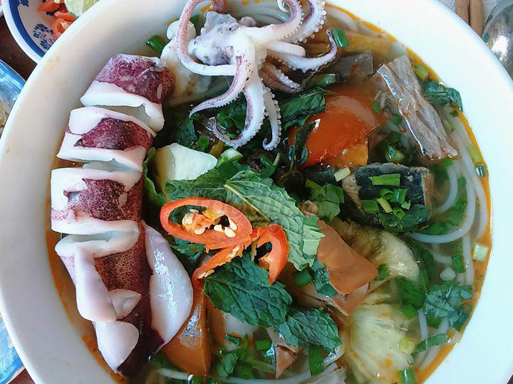 Bún mực Phú Yên hấp dẫn