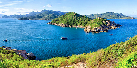 Du lịch Đảo Bình Hưng - Ninh Chữ 2 ngày 2 đêm từ Sài Gòn (T11/2025)