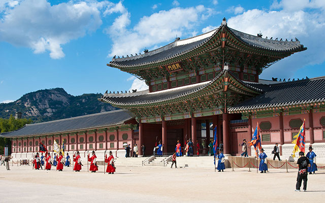 Khám phá Cố Cung Gyeongbok trong chuyến du lịch Hàn Quốc
