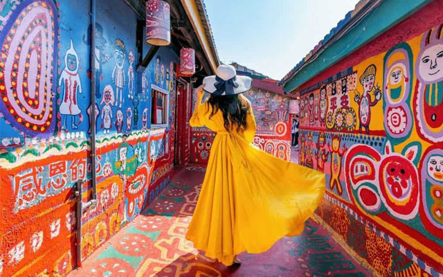 Khám phá làng Cầu Vồng - Ngôi làng rực rỡ sắc màu tại Đài Loan