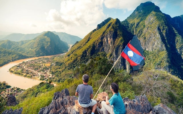 Chiêm ngưỡng vẻ đẹp thanh bình tại thị trấn Muang Ngoi Neua - Lào