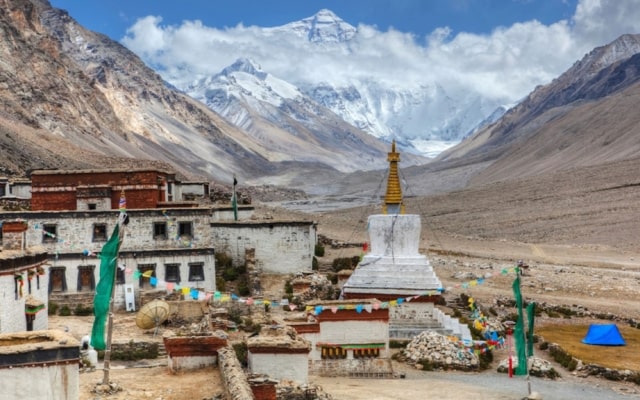 Du lịch Tây Tạng: ghé tham quan tu viện Rongbuk cao nhất thế giới