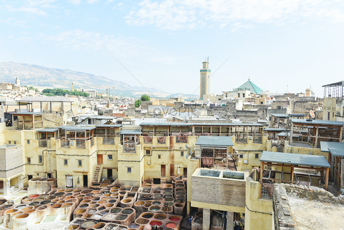 Du lịch Maroc trải  nghiệm với khu phố cổ Fes