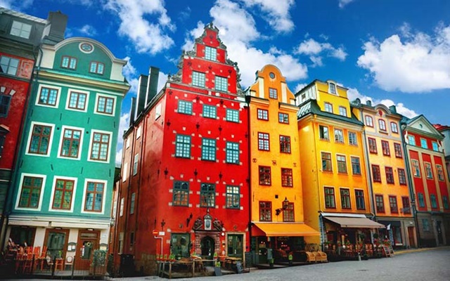 Khám phá khu phố cổ Gamla Stan lâu đời giữa lòng Stockholm - Thụy Điển
