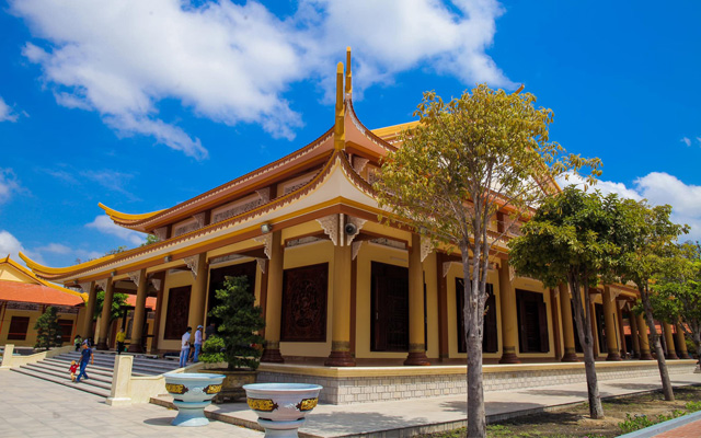 Kiến trúc độc đáo và cảnh quan thiên nhiên tại Thiền Viện Trúc Lâm