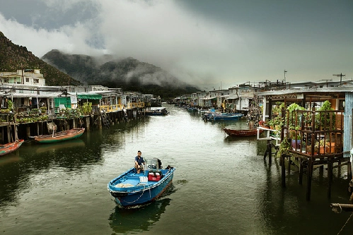 Làng chài Tai O nằm bên bờ biển phía Tây Bắc đảo Lantau