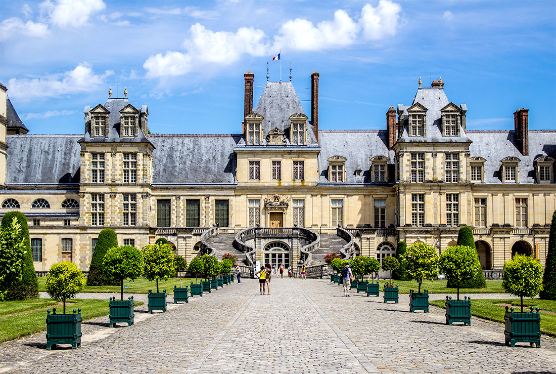 Tòa lâu đài Fontainebleau 