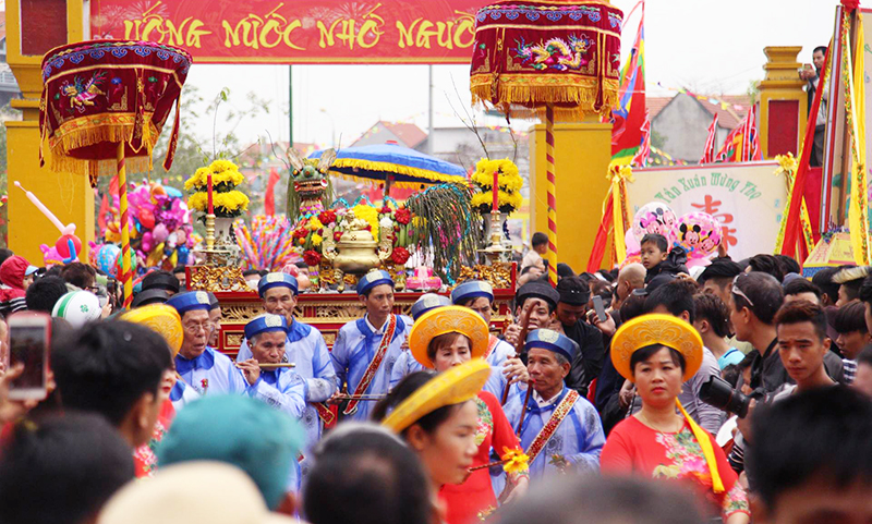 Du lịch nghỉ dưỡng: Khám phá những lễ hội độc đáo trên vịnh Hạ Long Le-hoi-tien-cong-ha-long