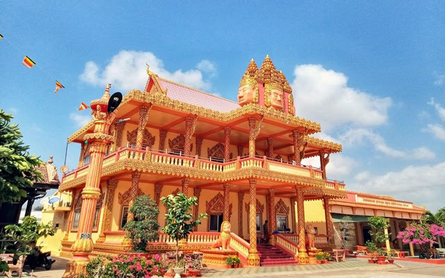 Nét kiến trúc độc đáo hấp dẫn du khách của chùa Xiêm Cán