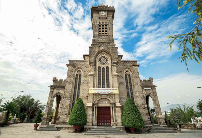 Nhà thờ Đá Nha Trang là một công trình kiến trúc độc đáo