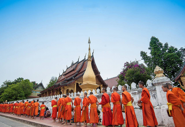 Phật giáo là tôn giáo có lượng tín đồ đông nhất tại Lào