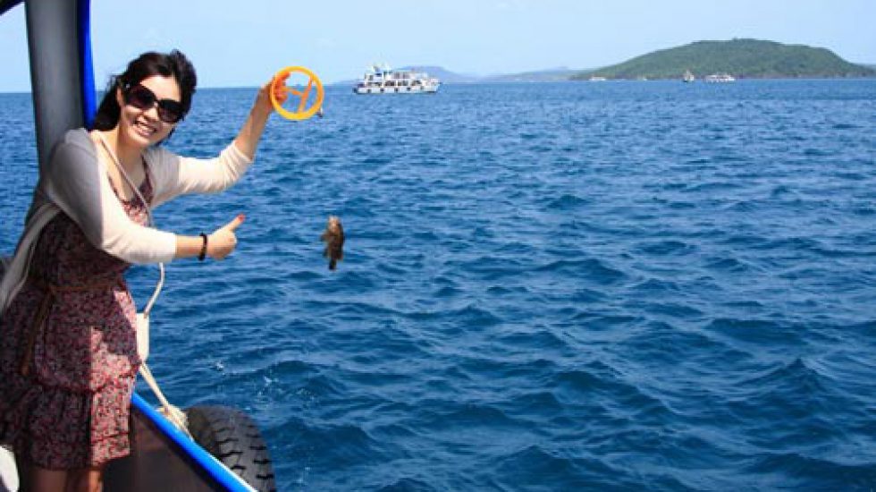 Trải nghiệm câu cá trên biển Phú Quốc