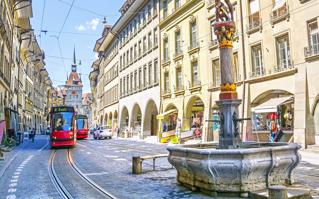 Trải nghiệm du lịch Thụy Sĩ, ghé thăm thành phố Bern cổ kính