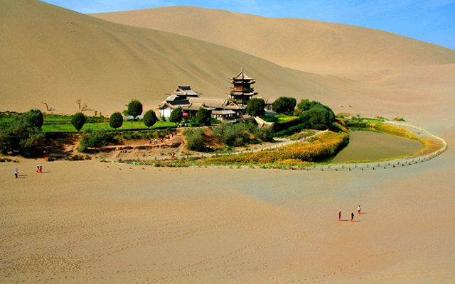 Sa mạc Gobi - Điểm du lịch hấp dẫn, mới lạ thu hút du khách