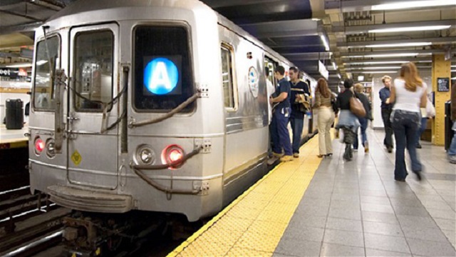 Tàu điện ngầm là phương tiện di chuyển tốc độ nhanh mà giá thành rẻ tại Mỹ