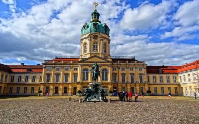 Chiêm ngưỡng kiến trúc đặc sắc của cung điện Charlottenburg nước Đức